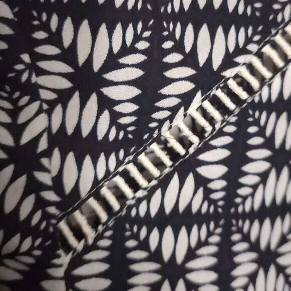 J. Crew Blue White Abstract Silky Pullover Blouse XXS - Picture 3 of 7